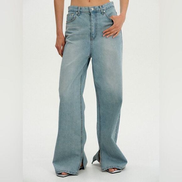 NEW Source Unknown Blogger Favorite Wide Slit Jeans + Top in Soft Blue - Picture 8 of 17
